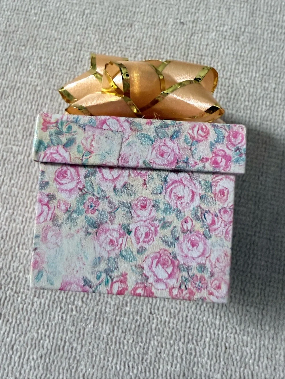 Vintage Floral Paper Ring Gift Box